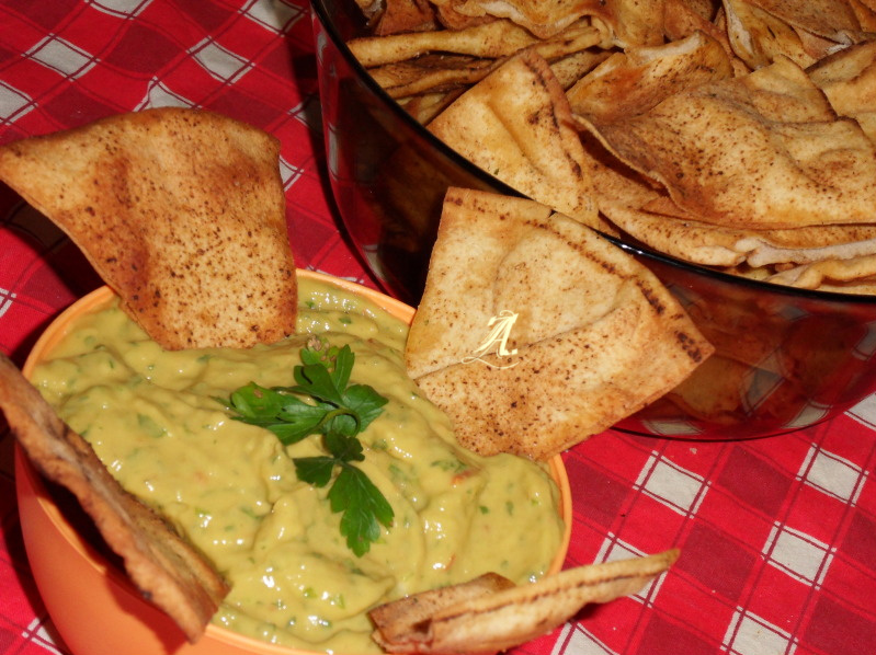 Home made chips / guacamole