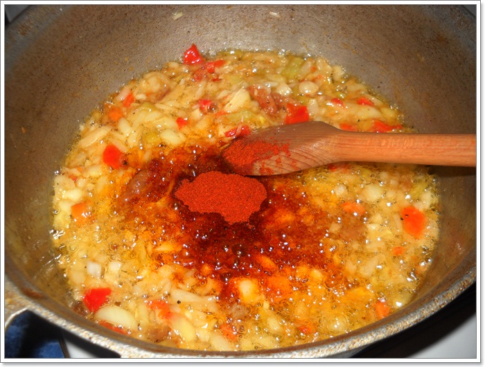 Papricas de pui cu galuste de faina - reteta traditionala de familie