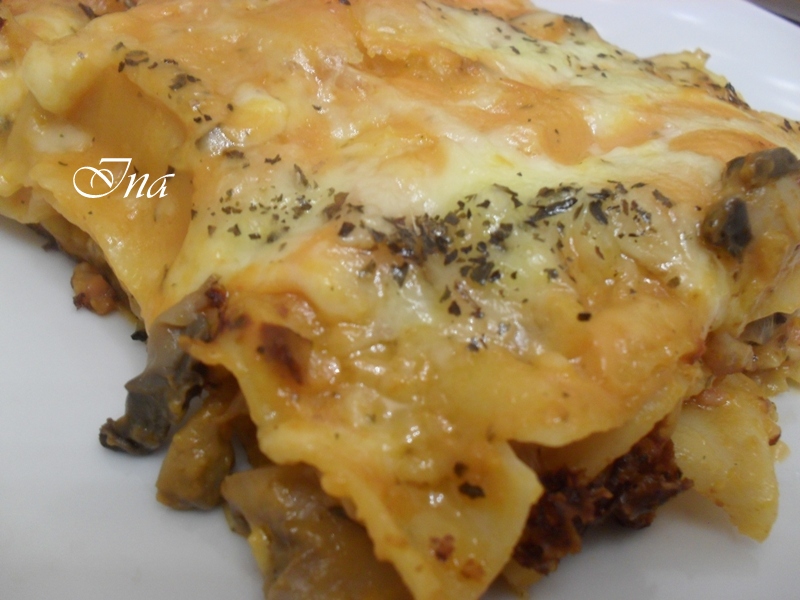 Lasagna cu ciuperci  si afumatura