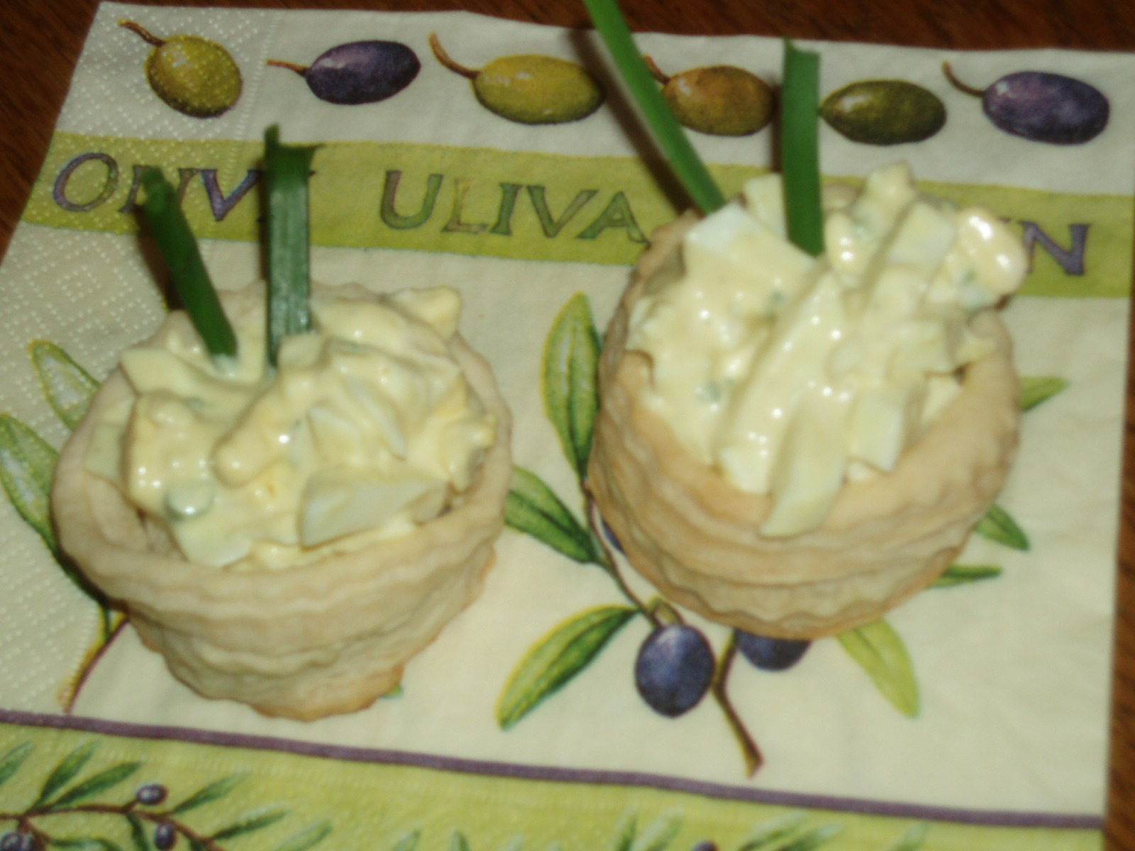 Vol-au-Vent cu salata de Oua