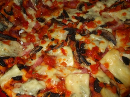 Pizza cu ciuperci