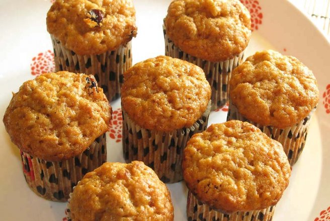 Muffins cu morcov si piersici