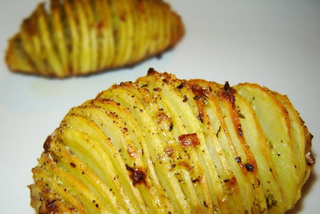 Cartofi Hasselback