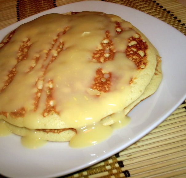 Pancakes cu sos de vin