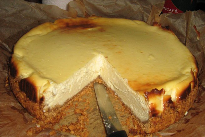 Cheesecake cu ingrediente pur romanesti