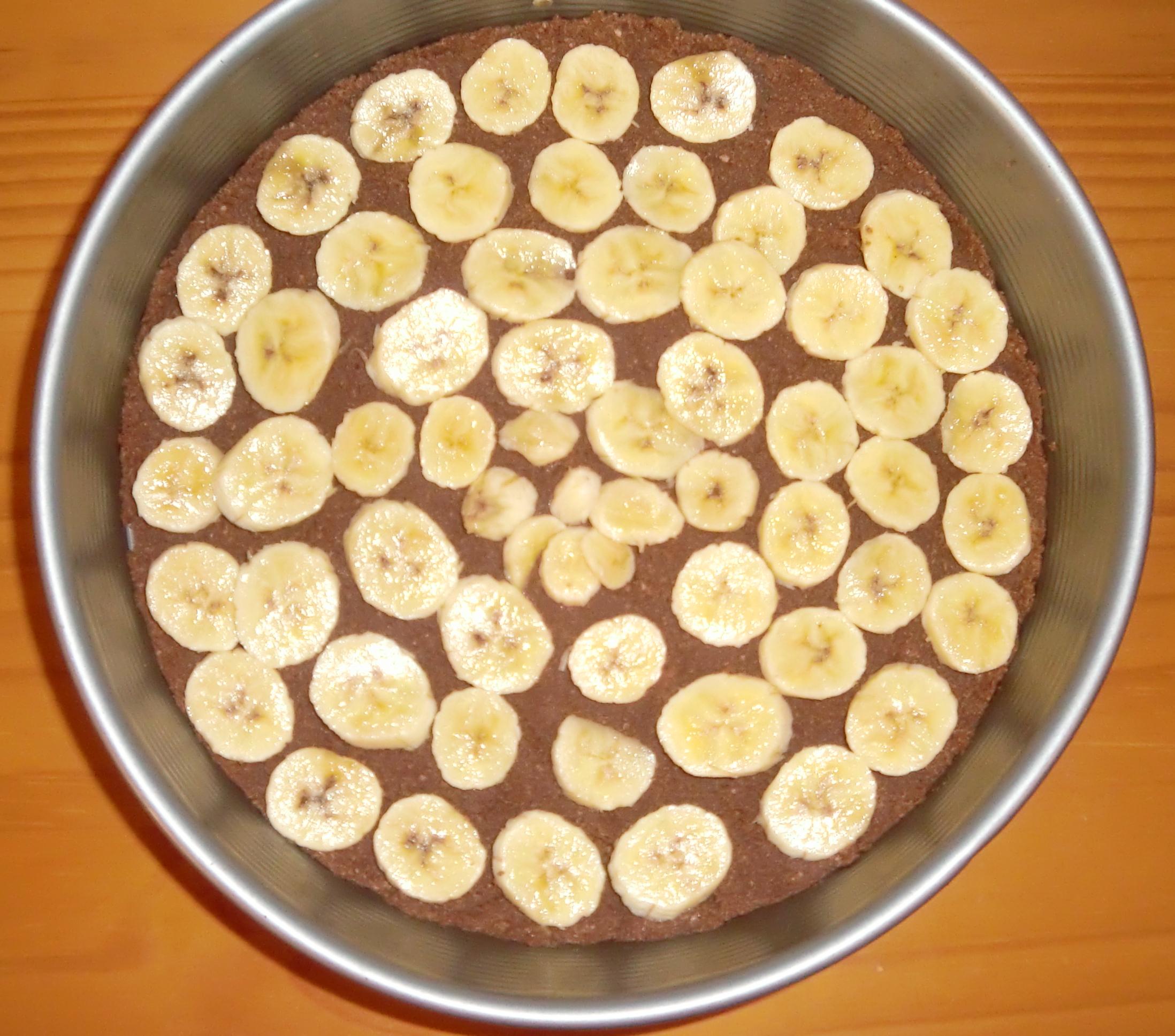 Tort cu crema de branza, banane si trufe