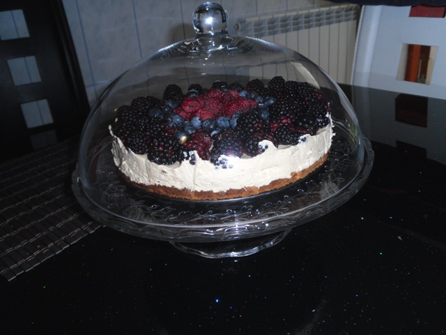 Cheesecake cu fructe de padure