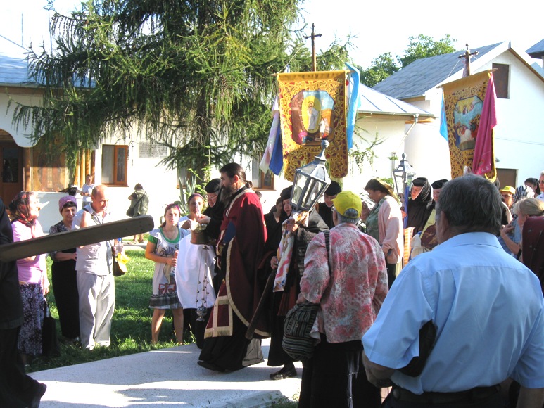 Manastire Tiganesti si-a sarbatorit hramul