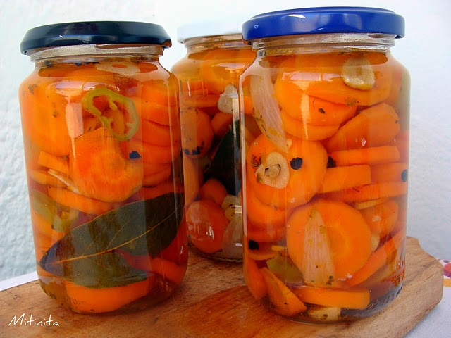 Zanahorias en escabeche sau morcovi murati si picanti a la Mexico