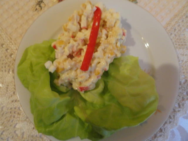 Salata de surimi