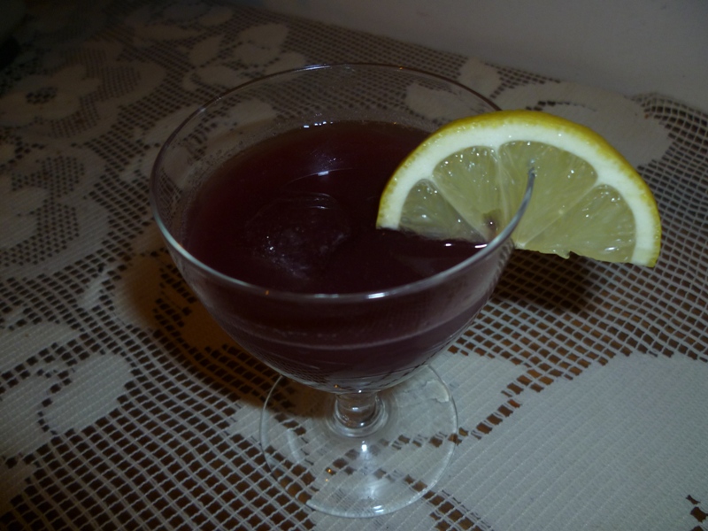 Cocktail de rodii si menta