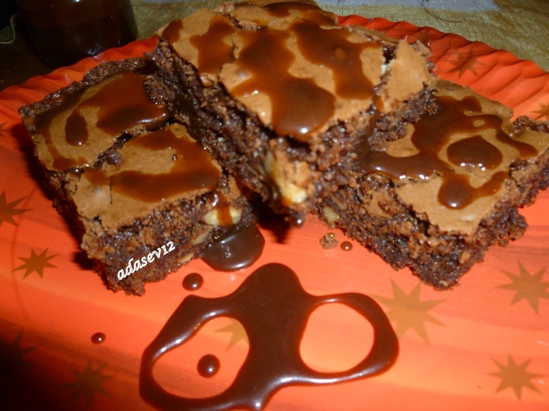 Brownies cu nuca