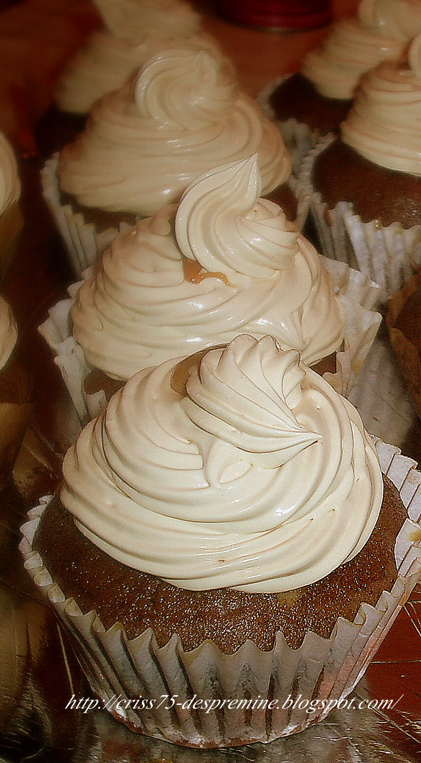 Cupcakes cu dulce de leche