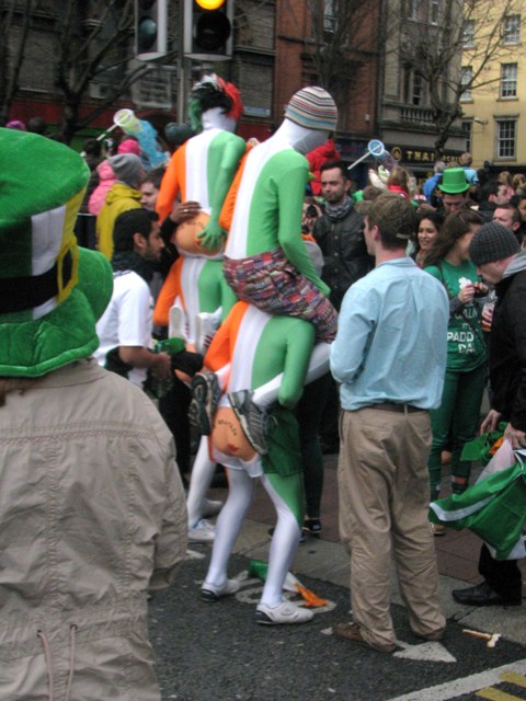 Fotoreportaj bucataras.ro: Parada de Sf. Patrick din Dublin in 20 randuri si 20 poze