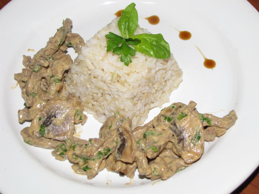 Beef stroganoff