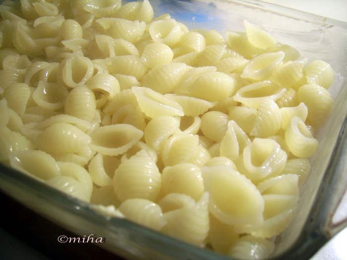 Conchigli cu branza la cuptor