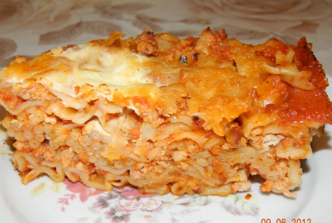 Farfalle a la bolognese