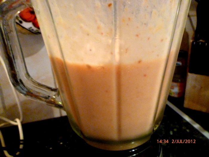 Smoothie de piersici