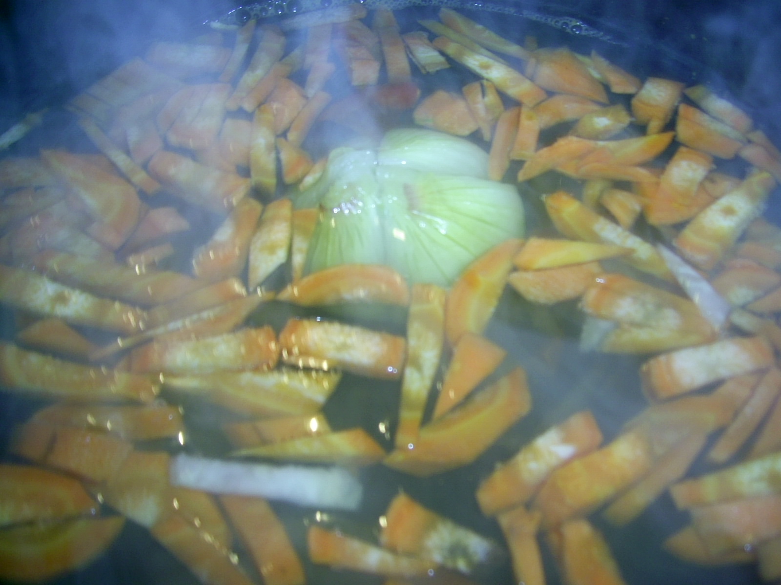Supa rapida de legume cu noodles