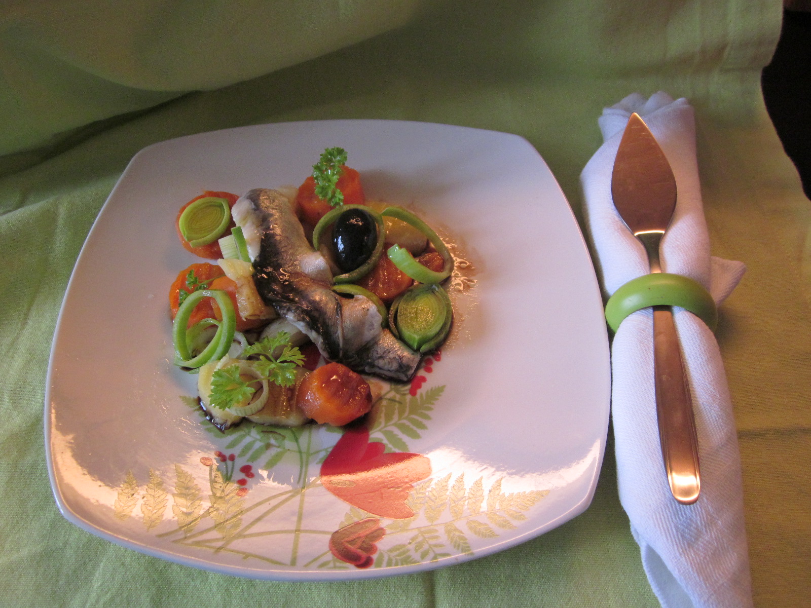 Salata de hering marinat