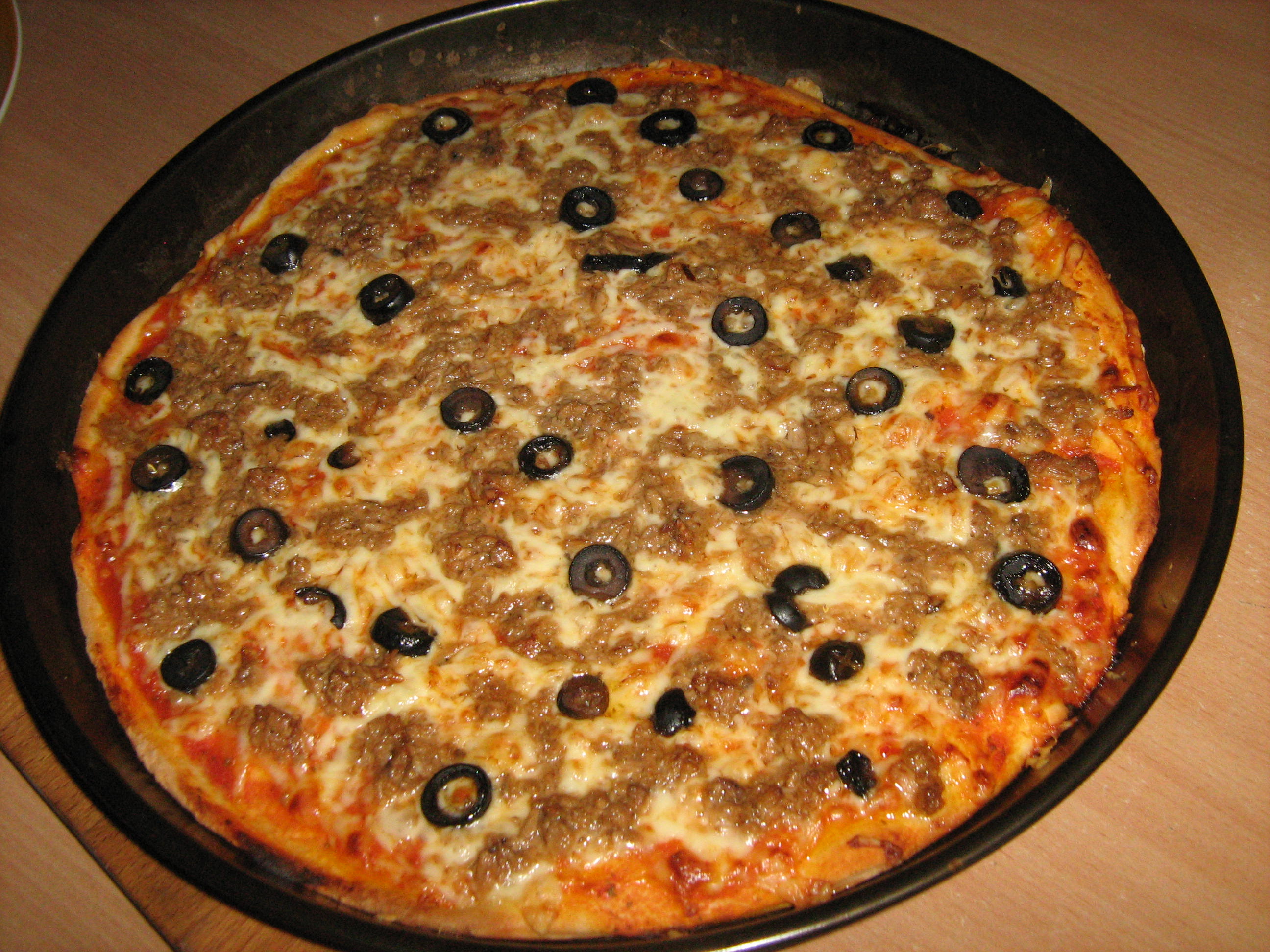 Pizza cu ton