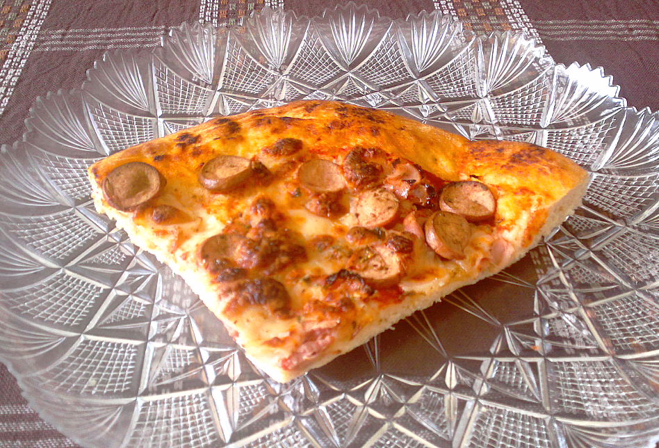 Pizza ca la pizzerie