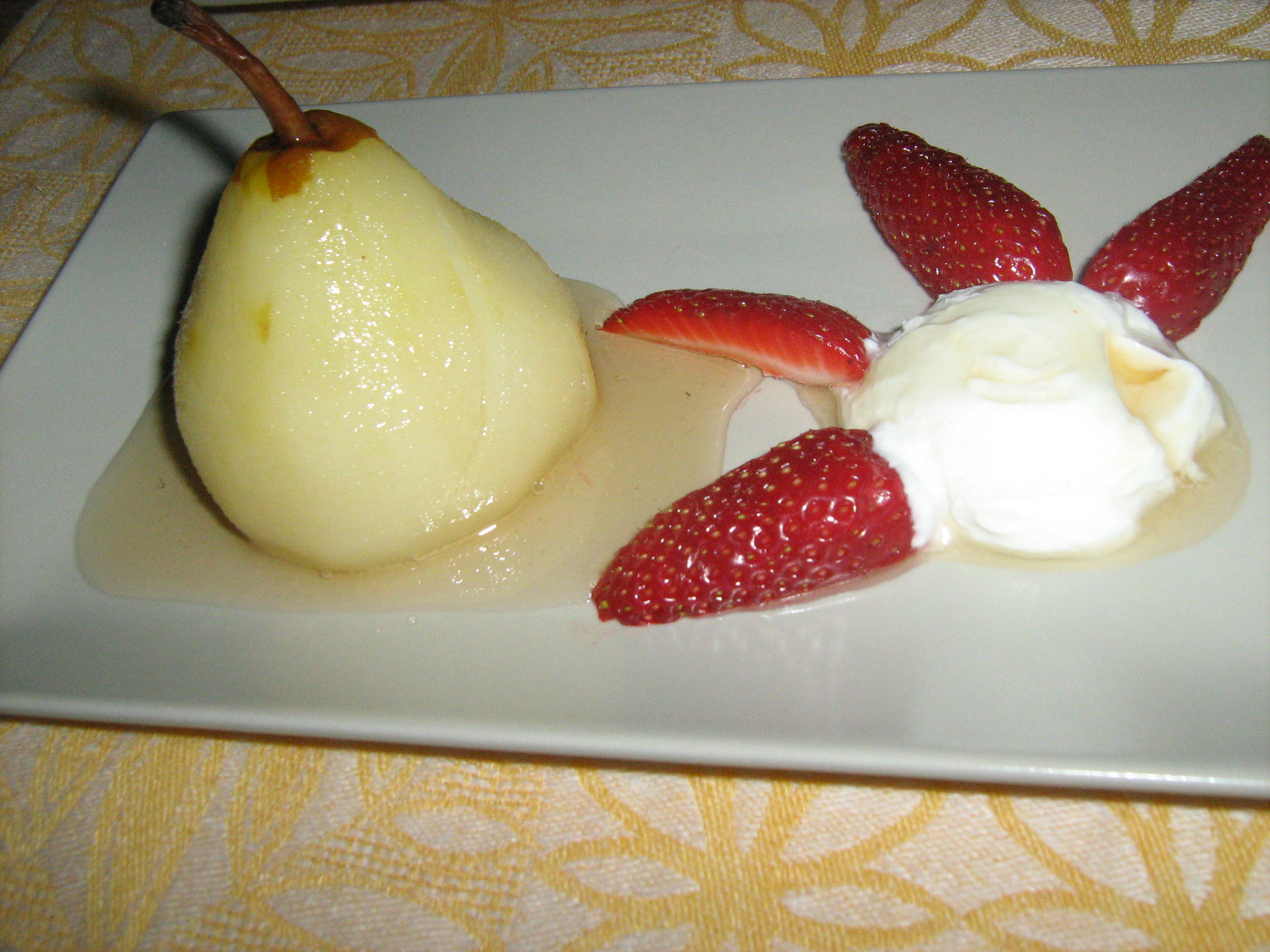 Pere aromate in sirop