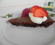 Tarta Brownie cu frisca si capsuni-5