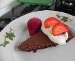 Tarta Brownie cu frisca si capsuni-6