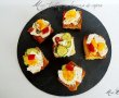 Mini-tartine cu brânză de capră-1