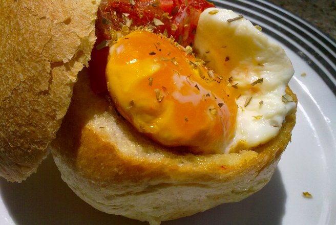 Bread bowl breakfast