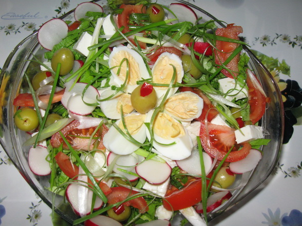 Concurs “Salata celebra”: Salata cu sunca si oua
