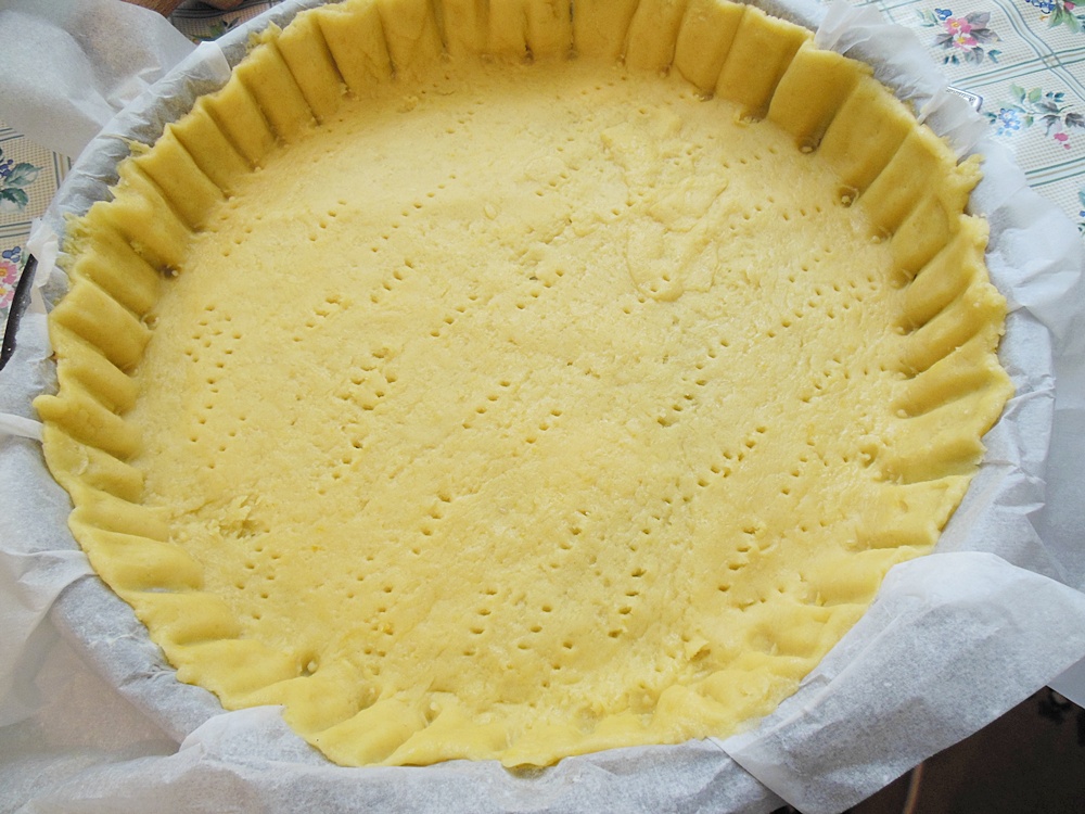 Tarta cu jeleu de zmeura si mascarpone