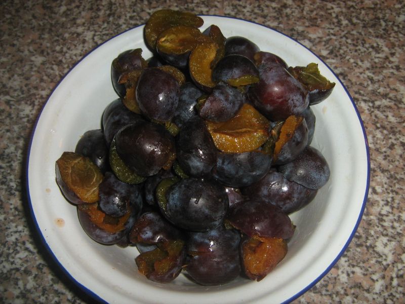 Gomboti cu prune