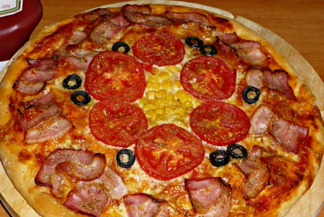 Pizza din blat cu susan