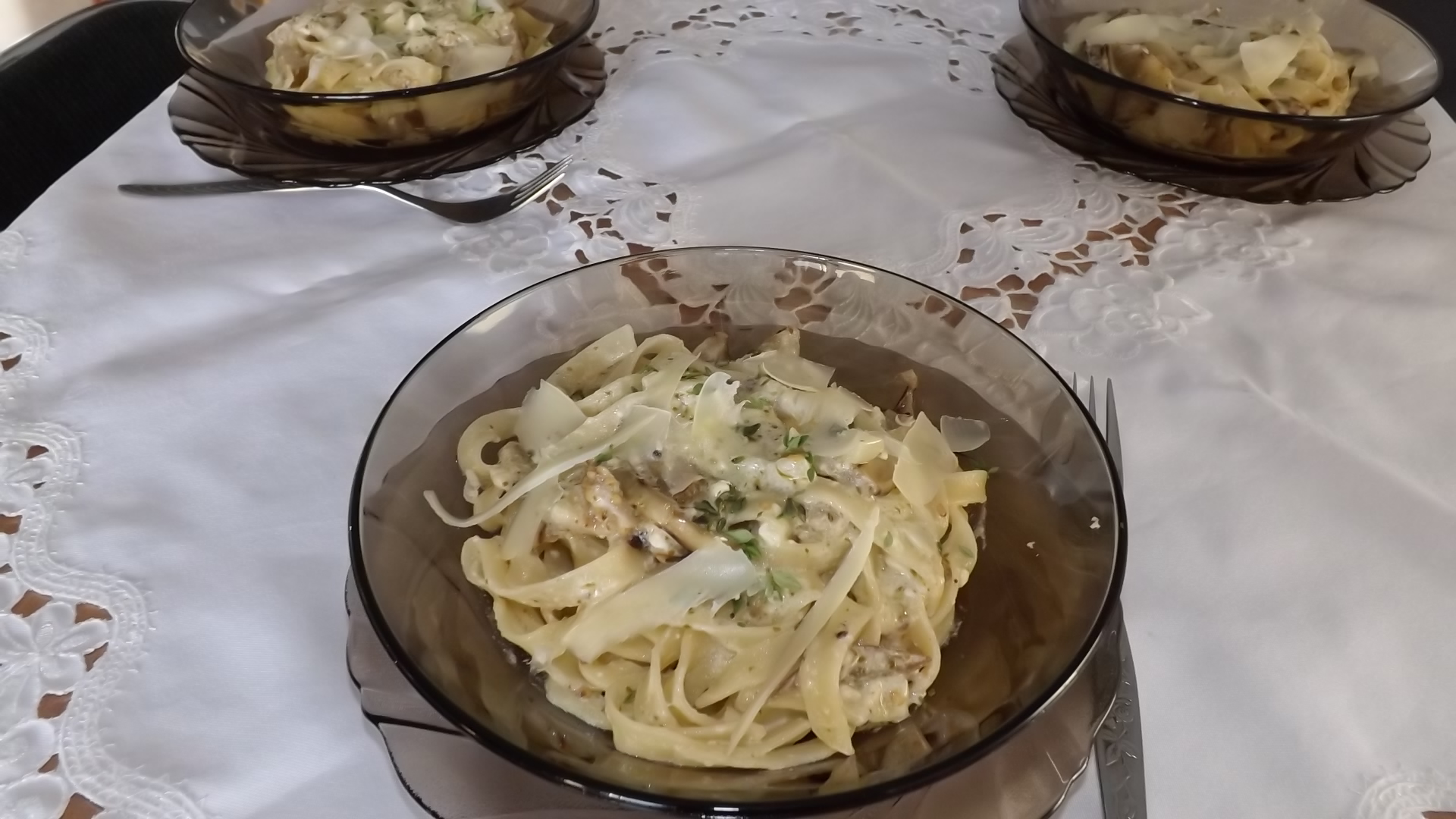 Tagliatelle cu vinete si ceva fin de la Delaco