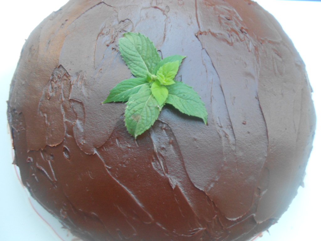 Tort de pere cu crema ganache