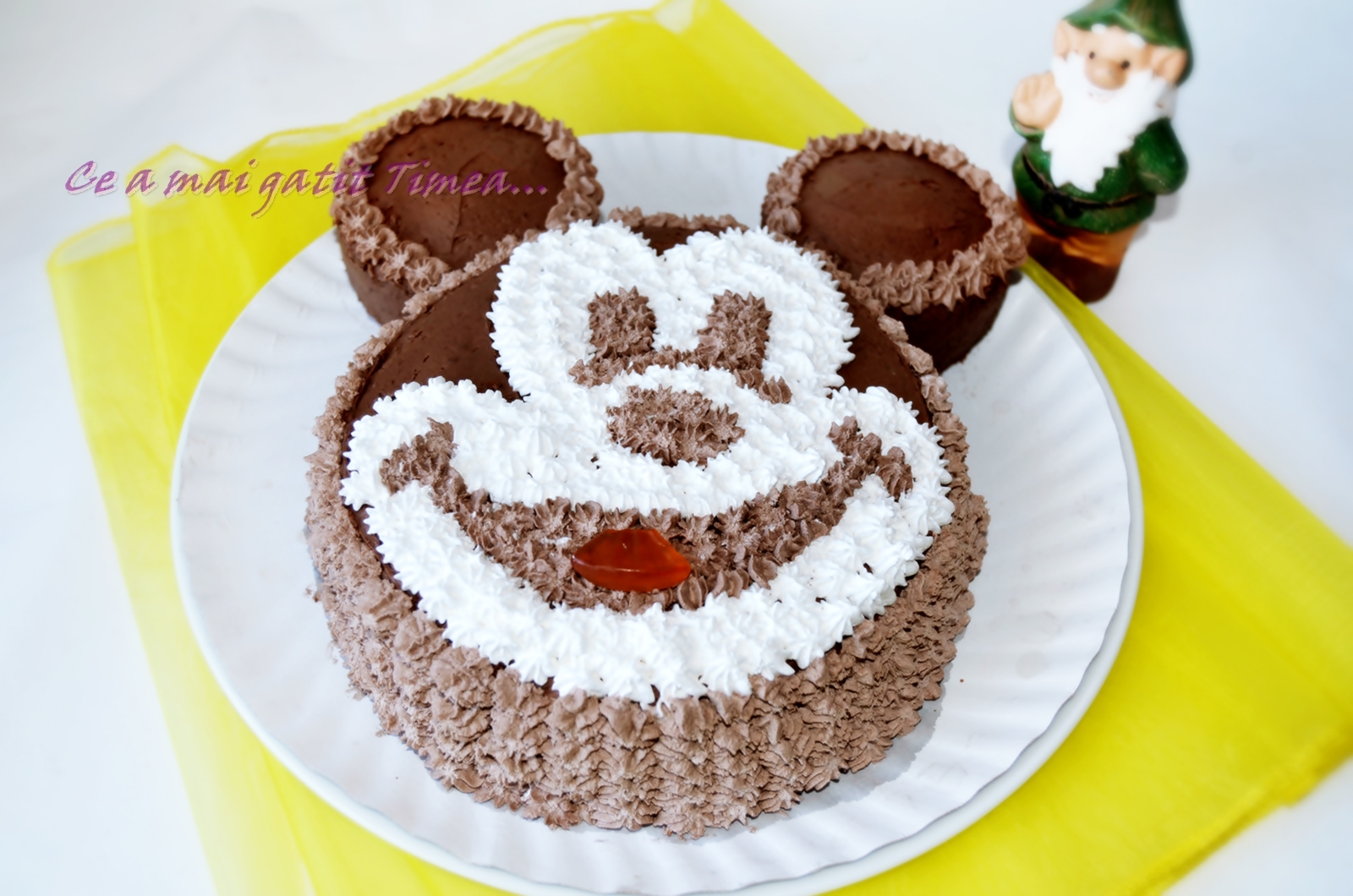 Tort de ciocolata Mickey Mouse