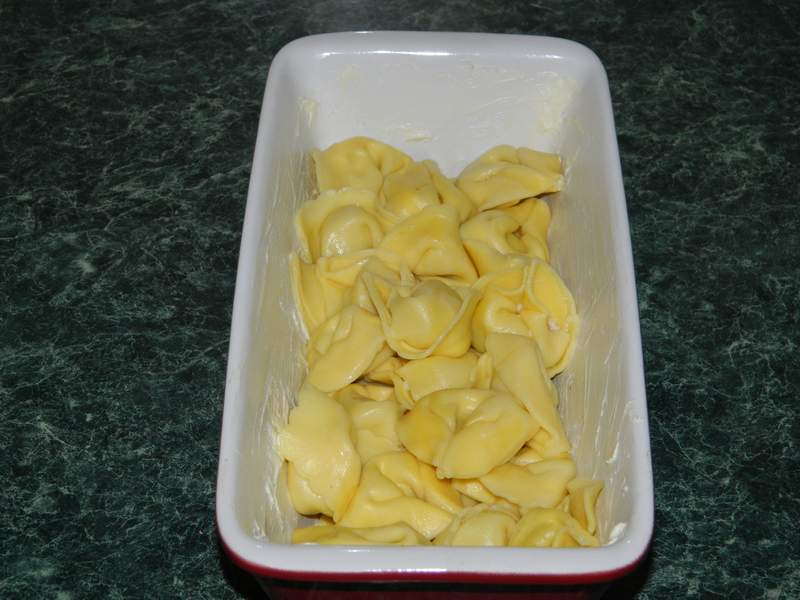 Tortelloni cu branza in sos de smantana