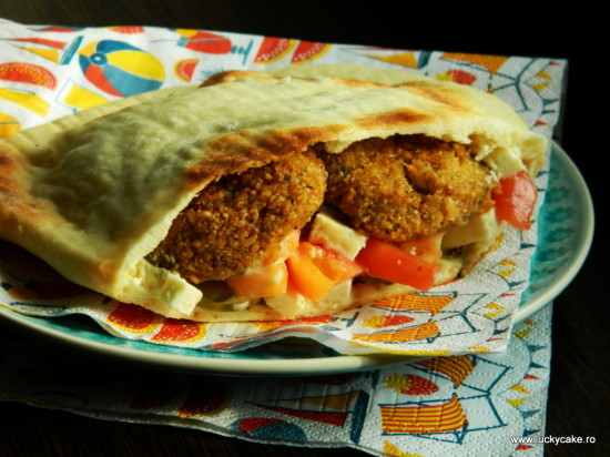 Falafel in pita