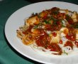 Spaghete cu cremwursti si sos rosu-4