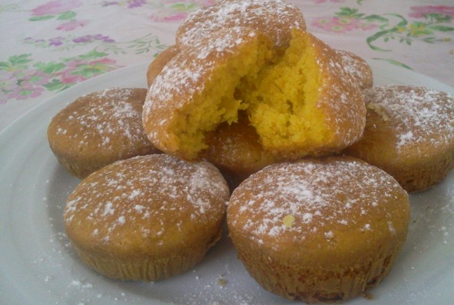 Mini Muffin cu morcovi(100 de calorii)