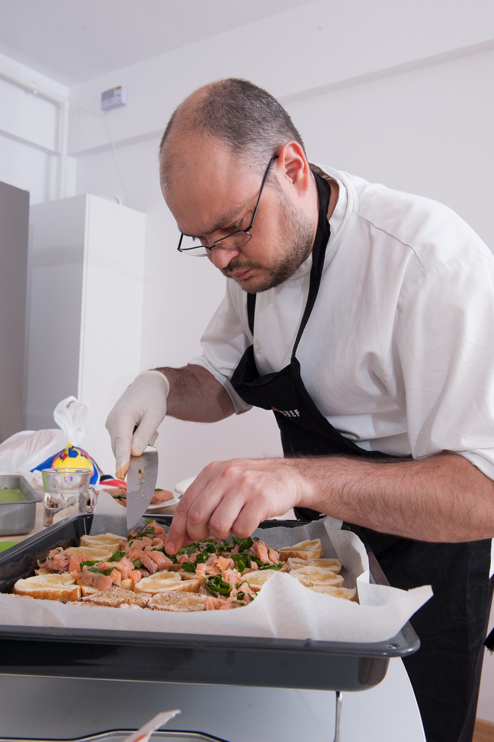 Tartine cu somon afumat si spanac