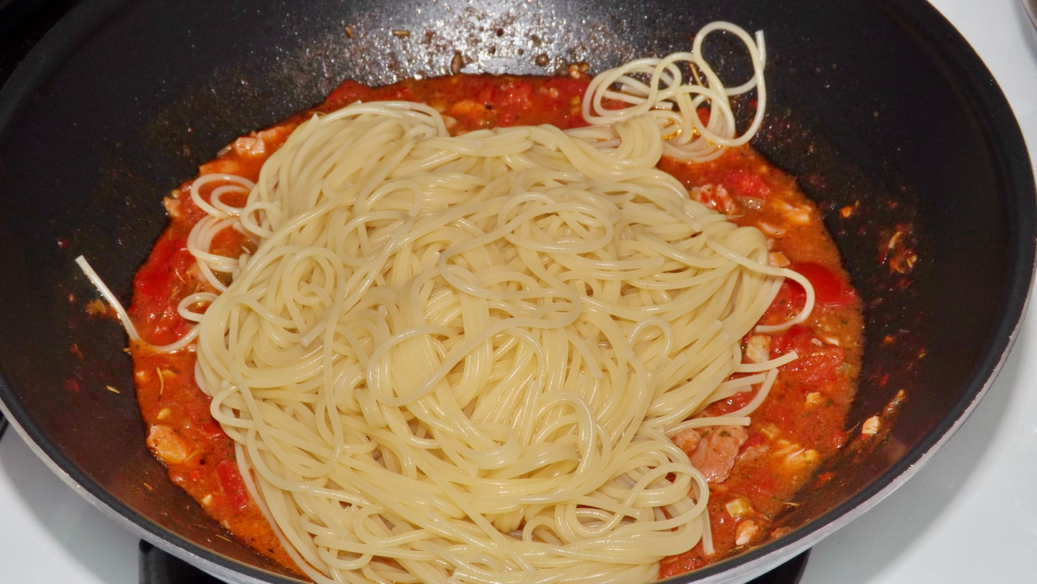 Spaghete cu somon afumat