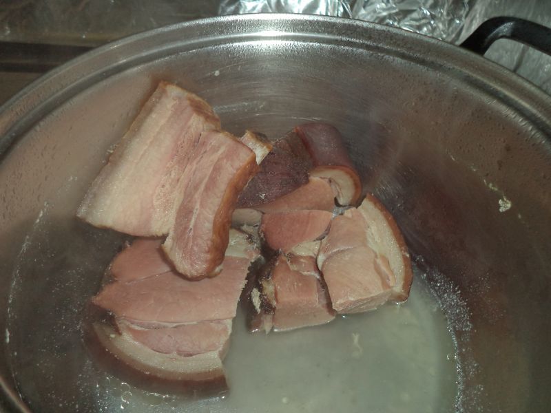 Varza calita cu bacon afumat