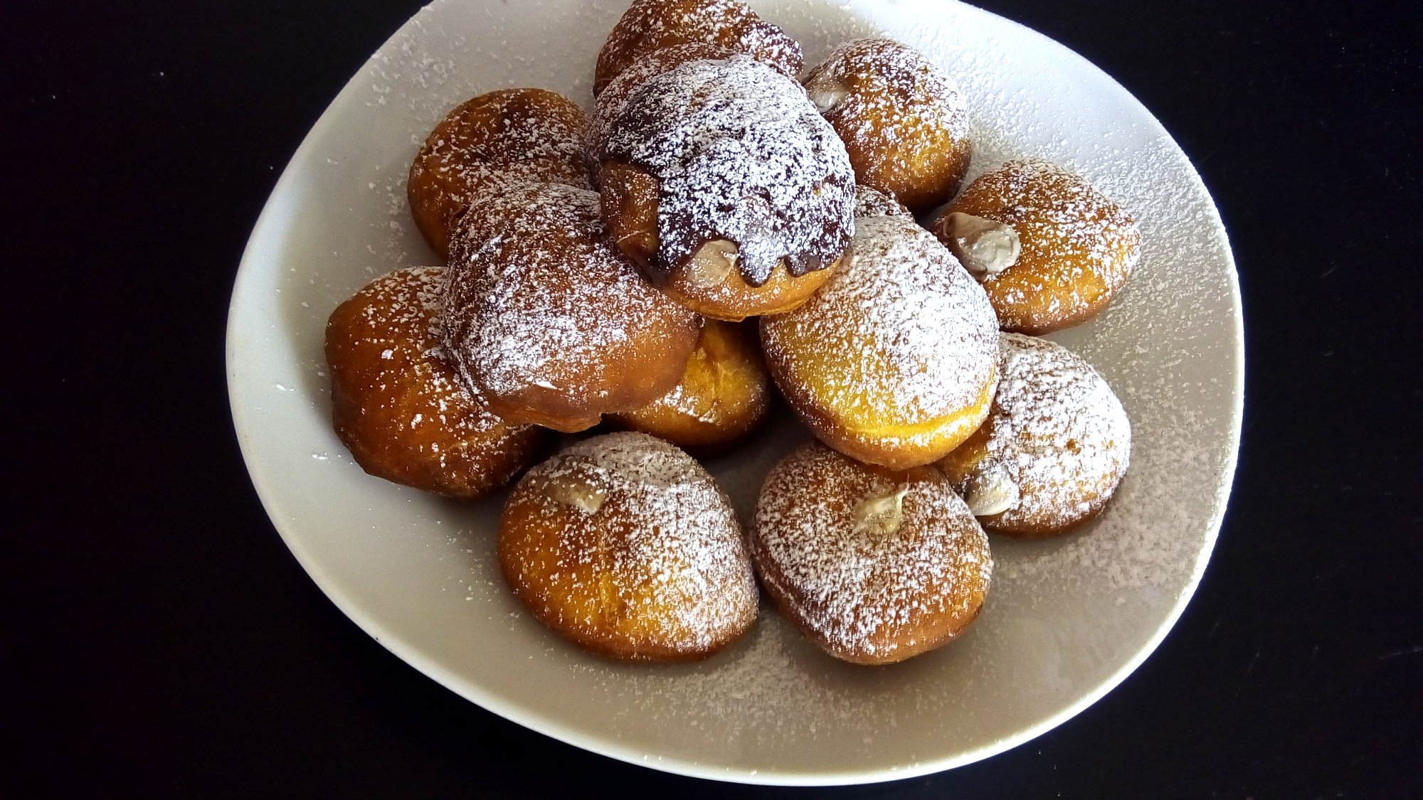 Bomboloni