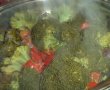 Broccoli cu ardei si ceapa rosie la tigaie-4