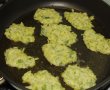 Frigarui cu cartofi prajiti, noi, chiftele de zucchine si sos de iaurt-12