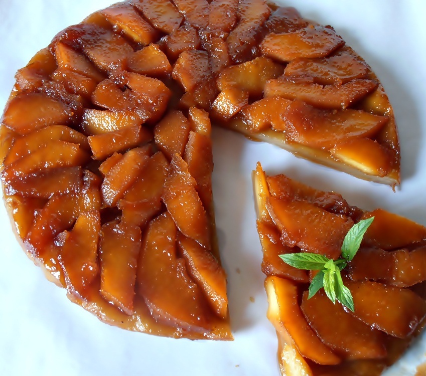 Tarta Tatin cu gutui