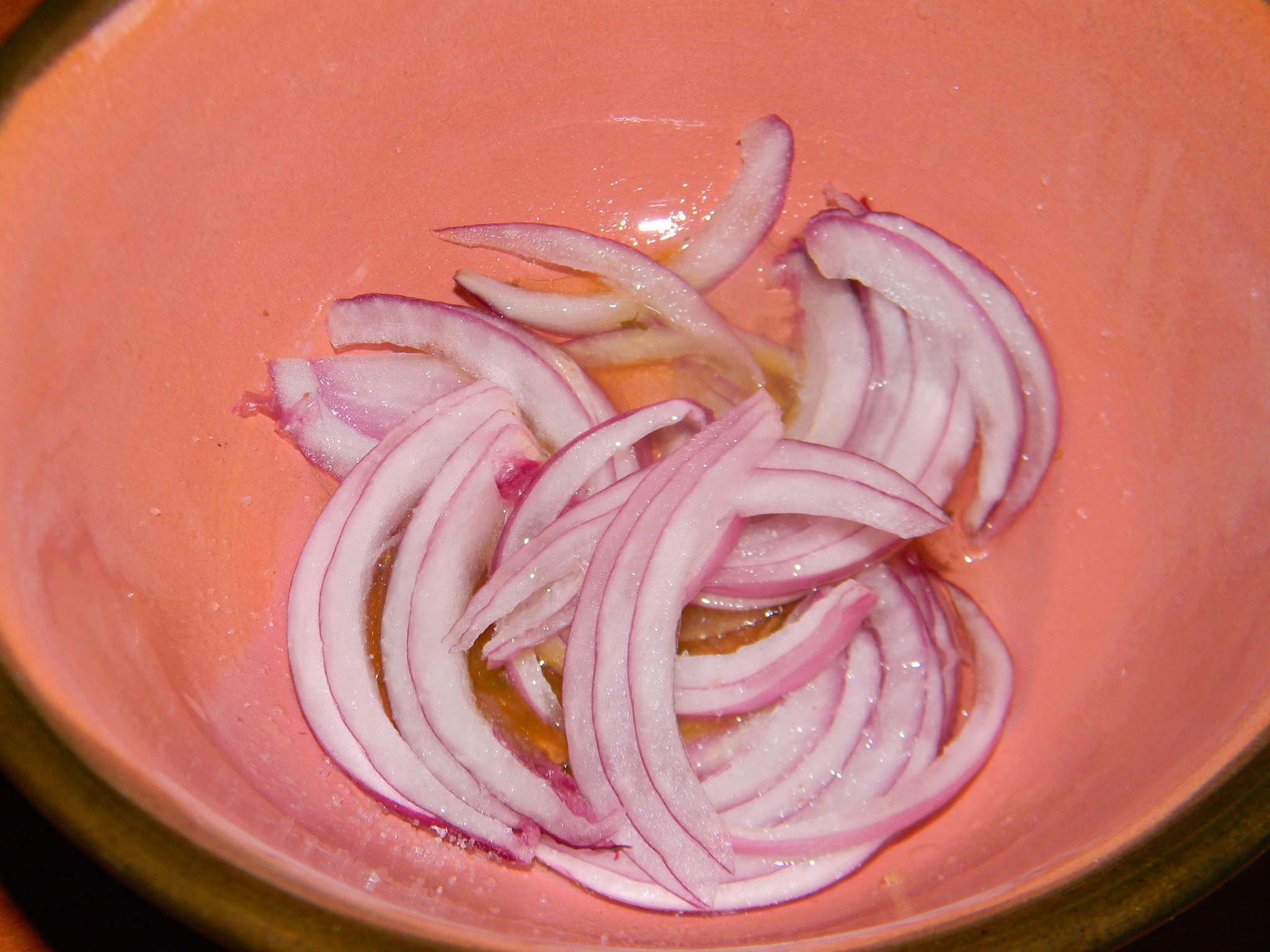 Salata de rosii  cu ansoa